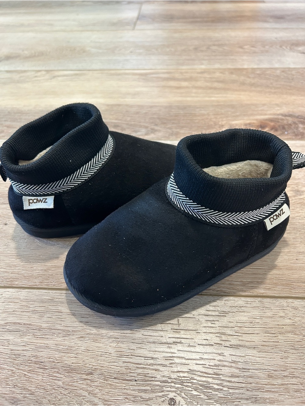 Pawz Black Kids Cozy Booties with Chevron Trim warm boots